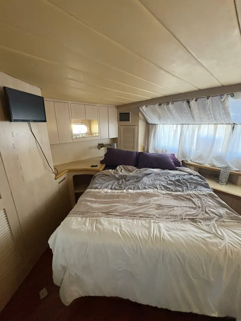 Slide: The Image of President 58 Motor Yacht 1996 - 5338470