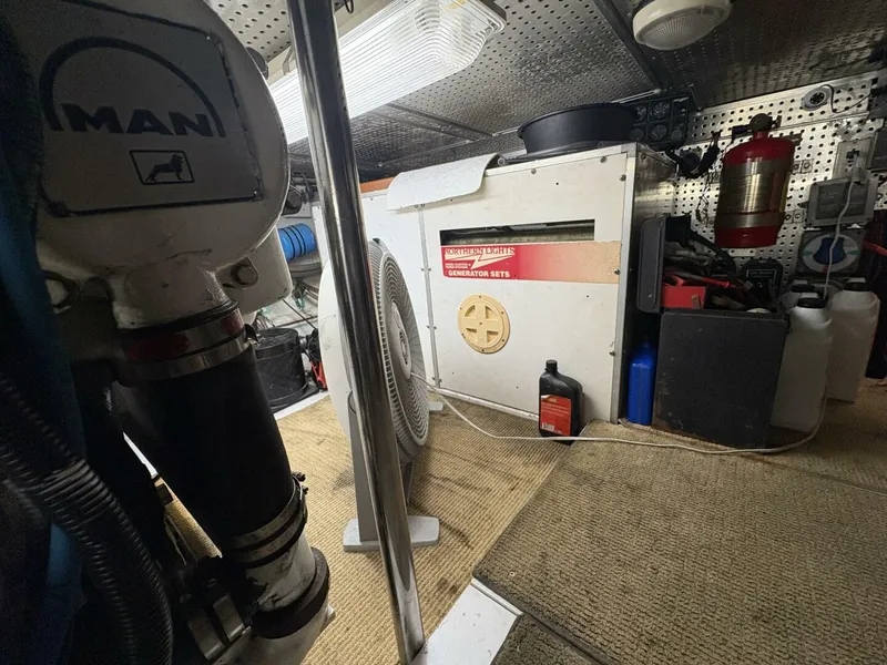 Slide: The Image of President 58 Motor Yacht 1996 - 5338474