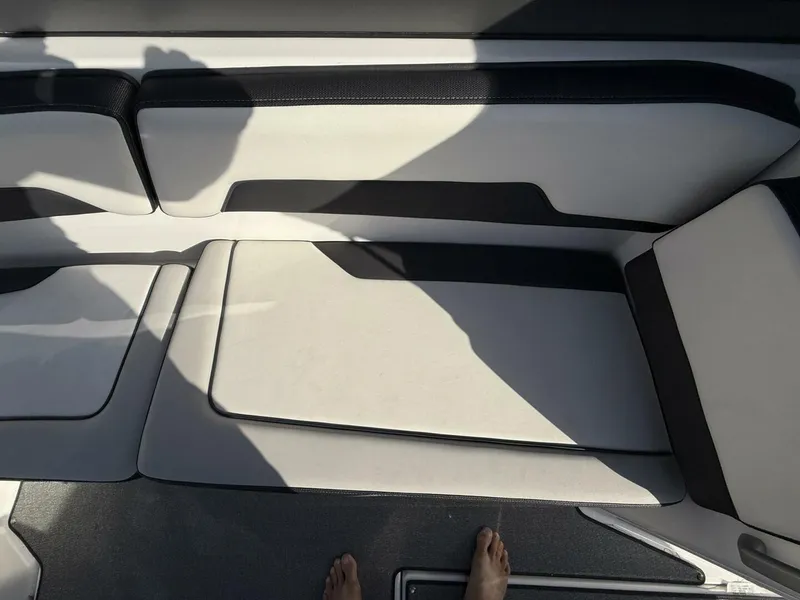 Slide: The Image of Yamaha AR 195 2019 - 5339140