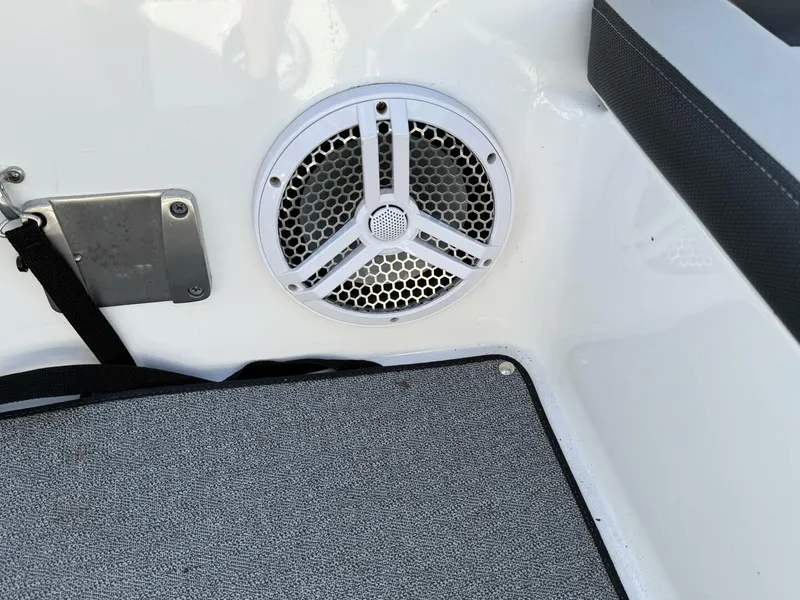 Slide: The Image of Yamaha AR 195 2019 - 5339153