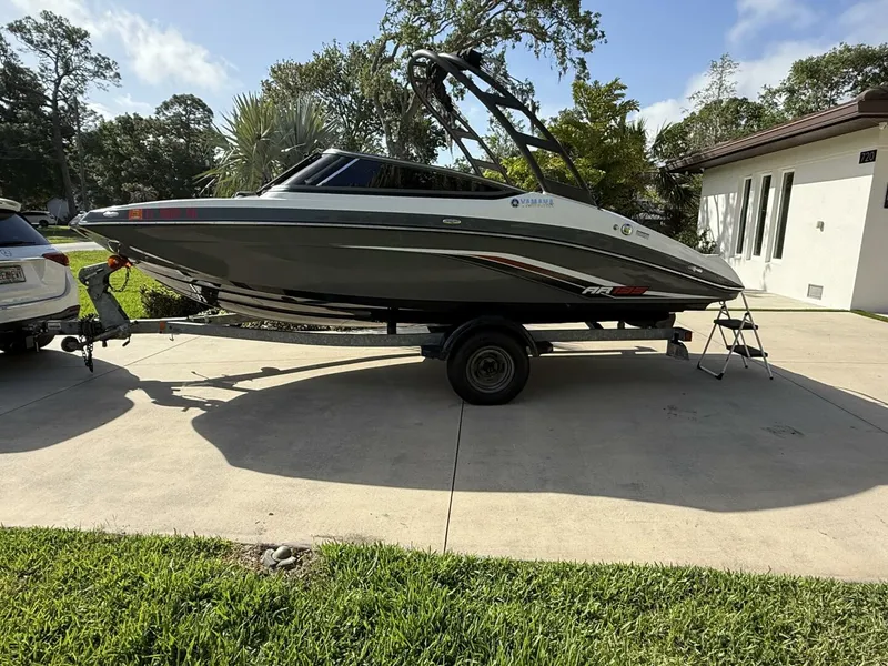 Slide: The Image of Yamaha AR 195 2019 - 5339177