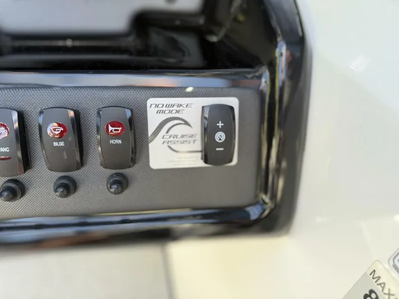 Slide: The Image of Yamaha AR 195 2019 - 5339162