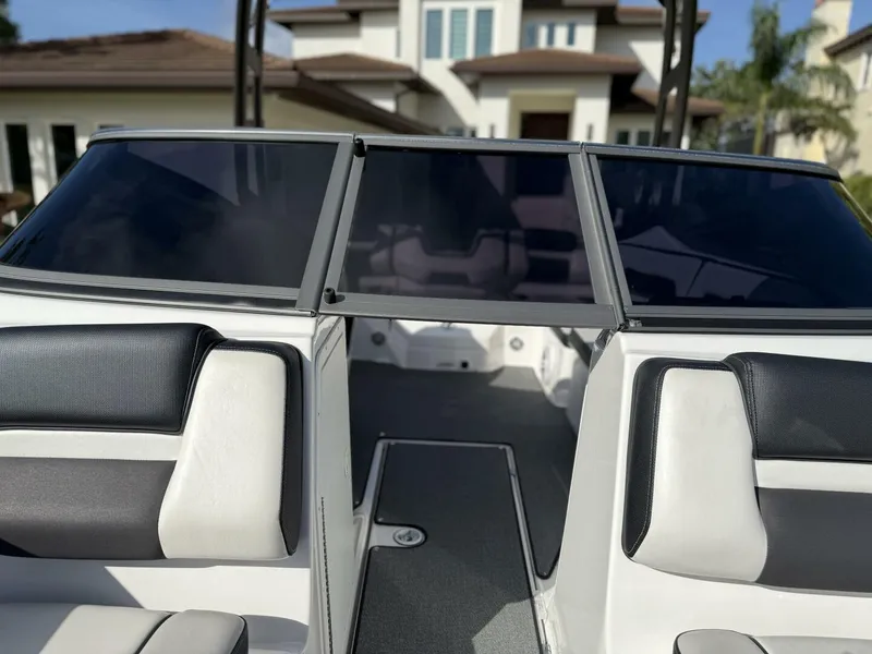 Slide: The Image of Yamaha AR 195 2019 - 5339169