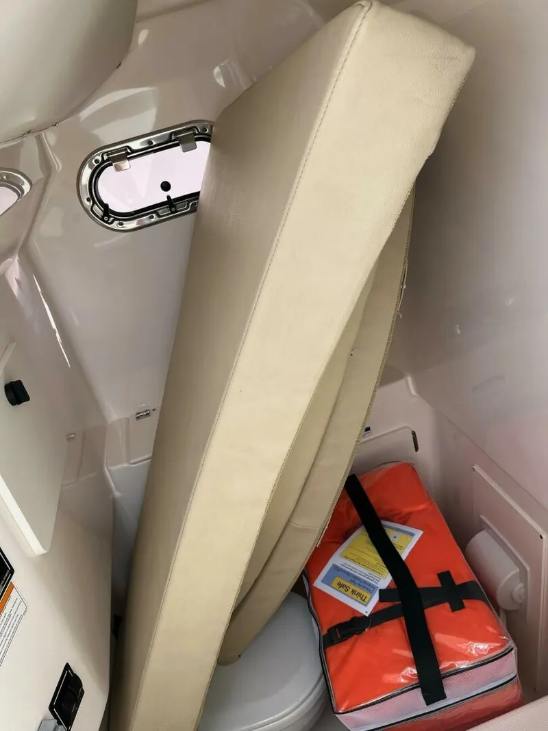 Slide: The Image of Pursuit 28 2016 - 5339409