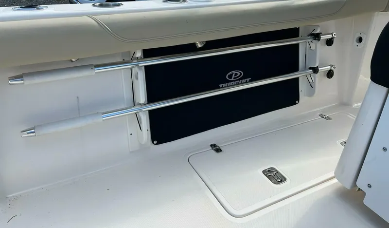 Slide: The Image of Pursuit 28 2016 - 5339412