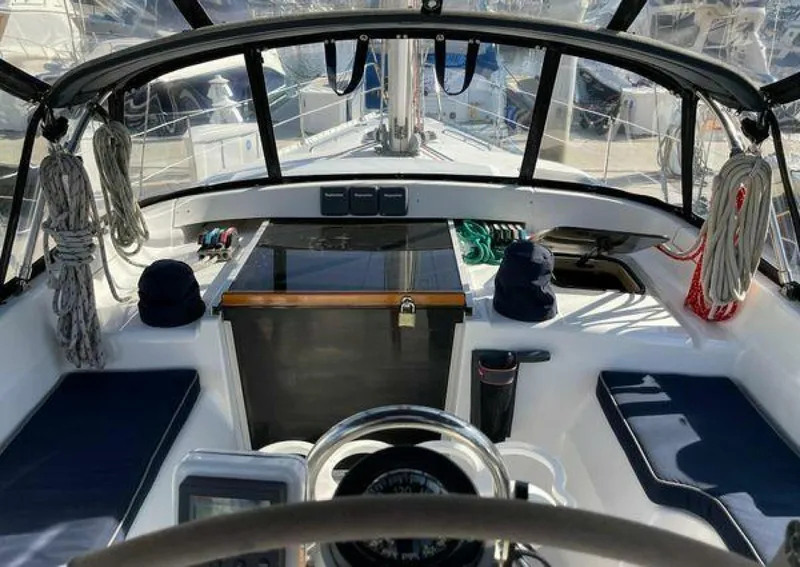 Slide: The Image of Hunter Passage 42 1998 - 5339905