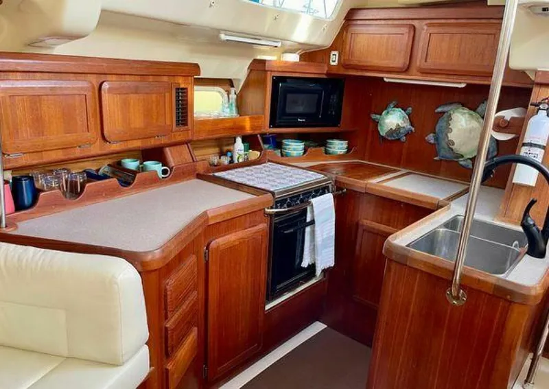 Slide: The Image of Hunter Passage 42 1998 - 5339916