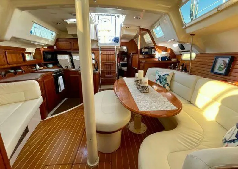 Slide: The Image of Hunter Passage 42 1998 - 5339936