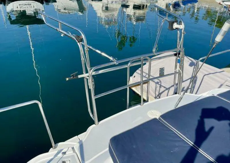 Slide: The Image of Hunter Passage 42 1998 - 5339887