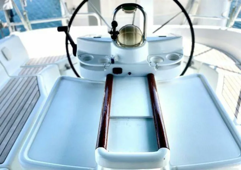 Slide: The Image of Beneteau 411 2001 - 5340013