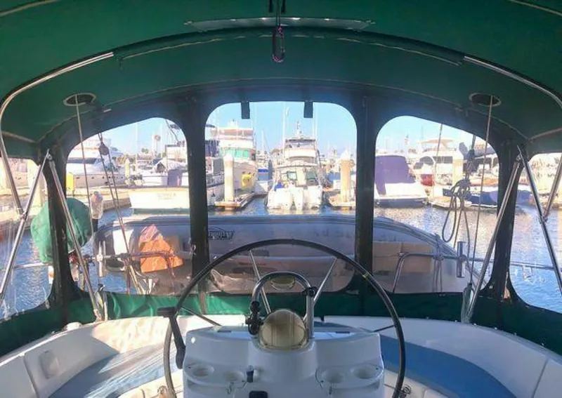 Slide: The Image of Beneteau 411 2001 - 5340015