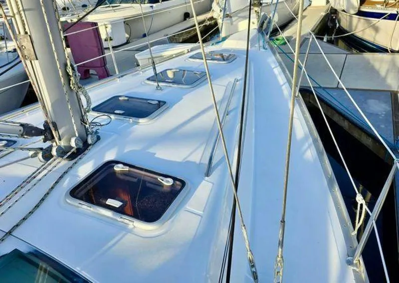 Slide: The Image of Beneteau 393 2006 - 5340057