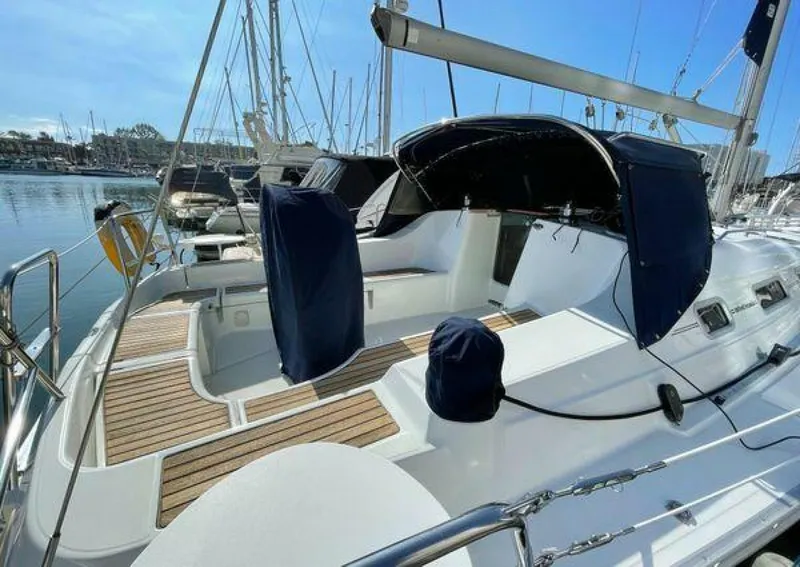 Slide: The Image of Beneteau 393 2006 - 5340058
