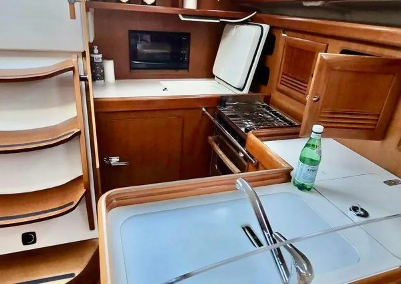 Slide: The Image of Beneteau 393 2006 - 5340065