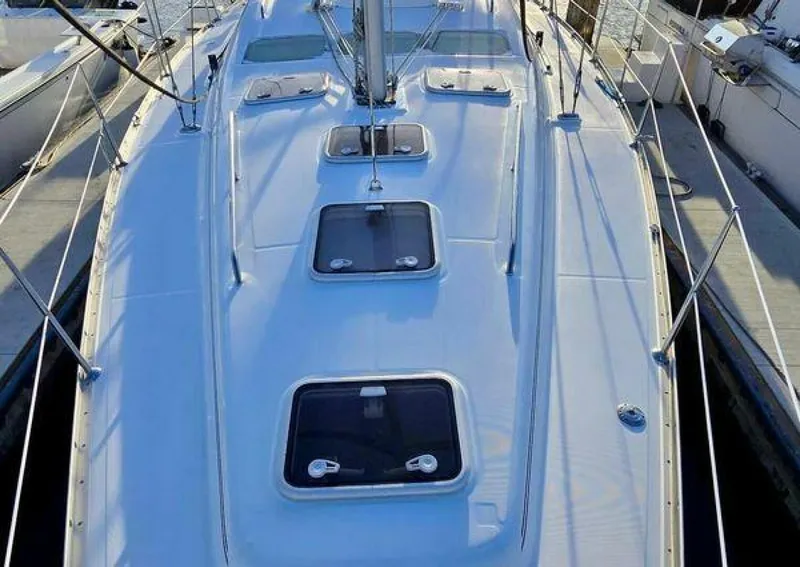 Slide: The Image of Beneteau 393 2006 - 5340049
