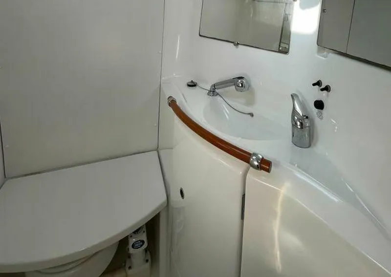 Slide: The Image of Beneteau 393 2006 - 5340075