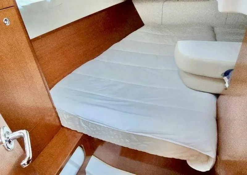 Slide: The Image of Beneteau 393 2006 - 5340084