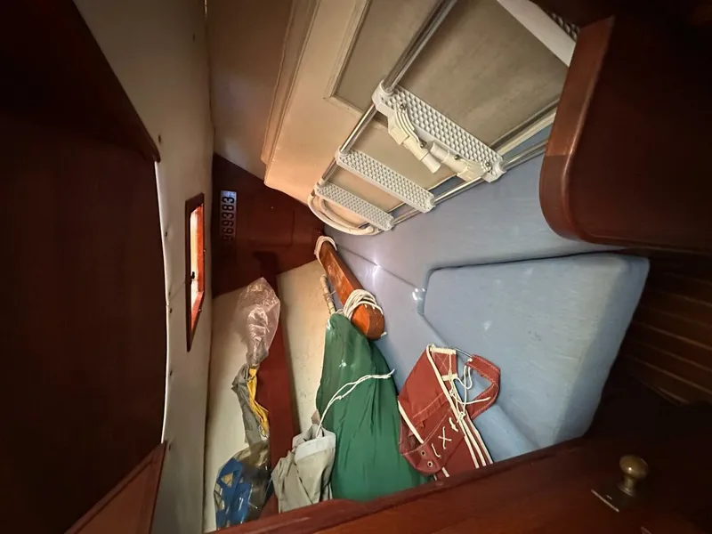 Slide: The Image of Morgan 38 1980 - 5340249