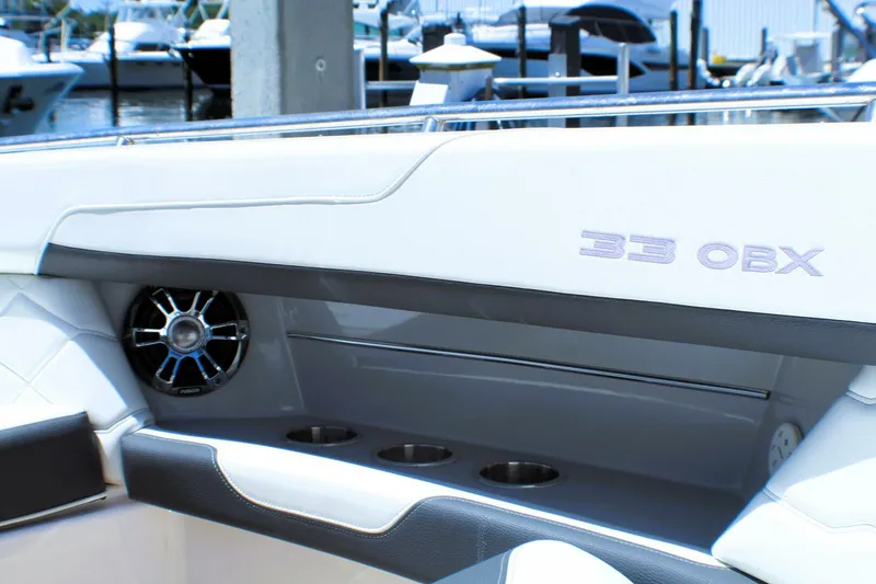 Slide: The Image of Regal 33 2022 - 5340398