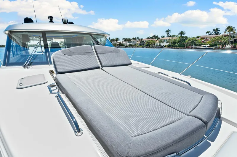 Slide: The Image of Riviera 5400 Sport Yacht Platinum Edition 2022 - 5341229