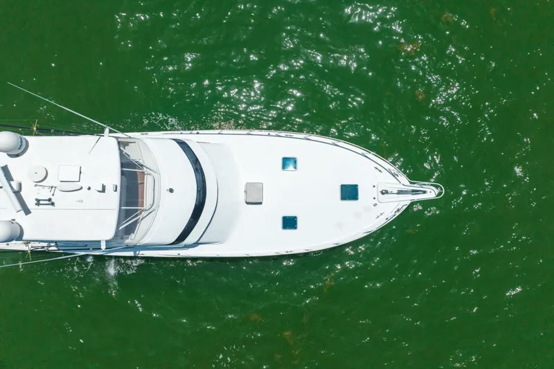 Slide: The Image of Hatteras 54 CONVERTIBLE 1996 - 5420100