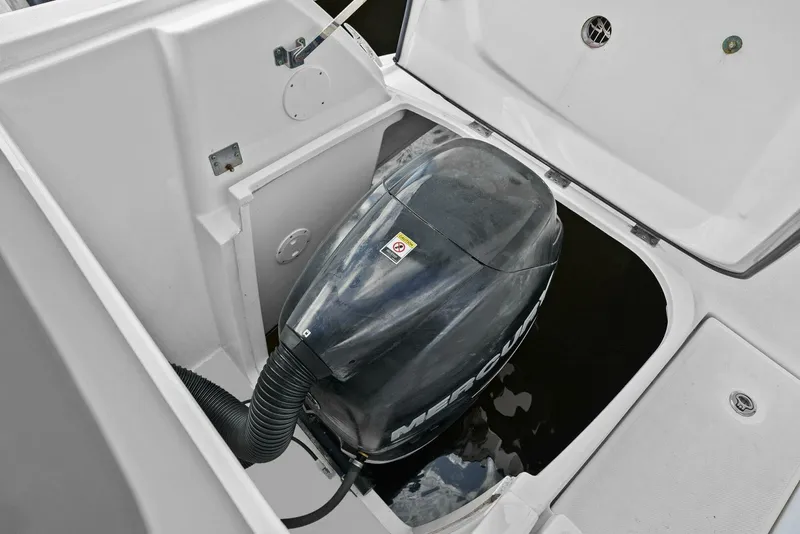 Slide: The Image of 2014 Sea Ray 370 Venture (Lil Sea Sass)-Motor (Starboard) - 5343572