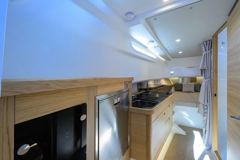 Slide: The Image of Nimbus Commuter 11 2024 - 5341635