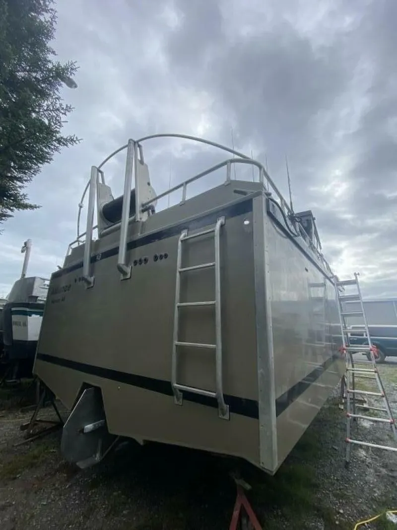 Slide: The Image of Custom Freestyle Marine 32 2022 - 7510214