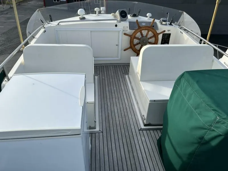 Slide: The Image of Grand Banks 36 CLassic 1990 - 5341856