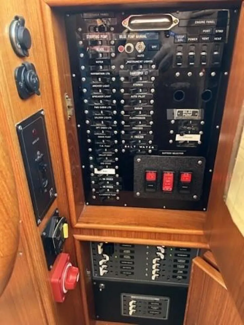 Slide: The Image of Grand Banks 36 CLassic 1990 - 5341857