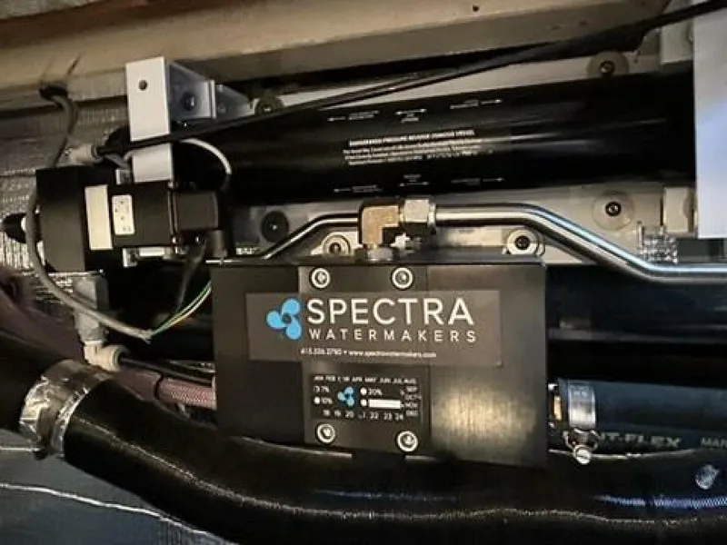 Slide: The Image of Grand Banks 36 CLassic 1990 - 5341840