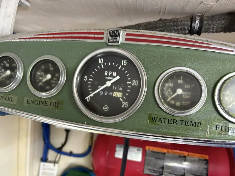 Slide: The Image of Hatteras 70 Cockpit Motor Yacht 1987 - 5818455