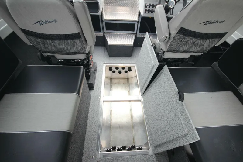 Slide: The Image of Weldcraft 220 Ocean King & Trailer 2022 - 5343249