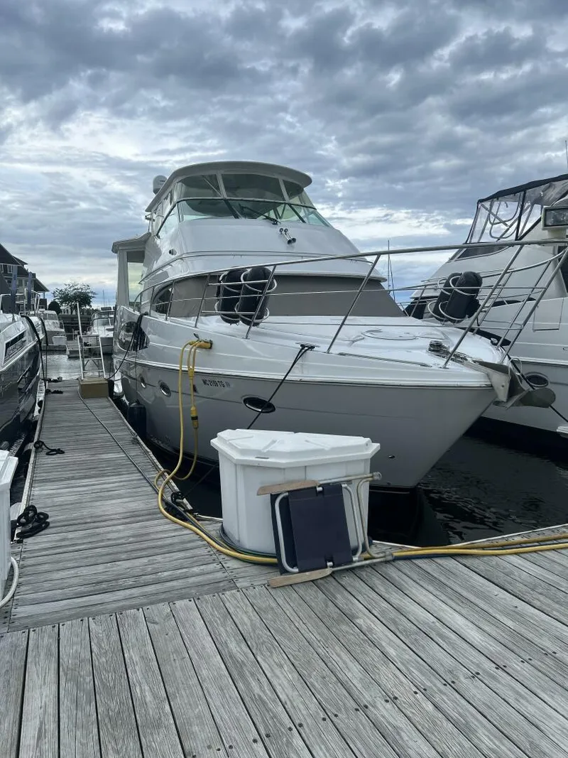 The Image of Carver 466 Motor Yacht 2003 - 5523707