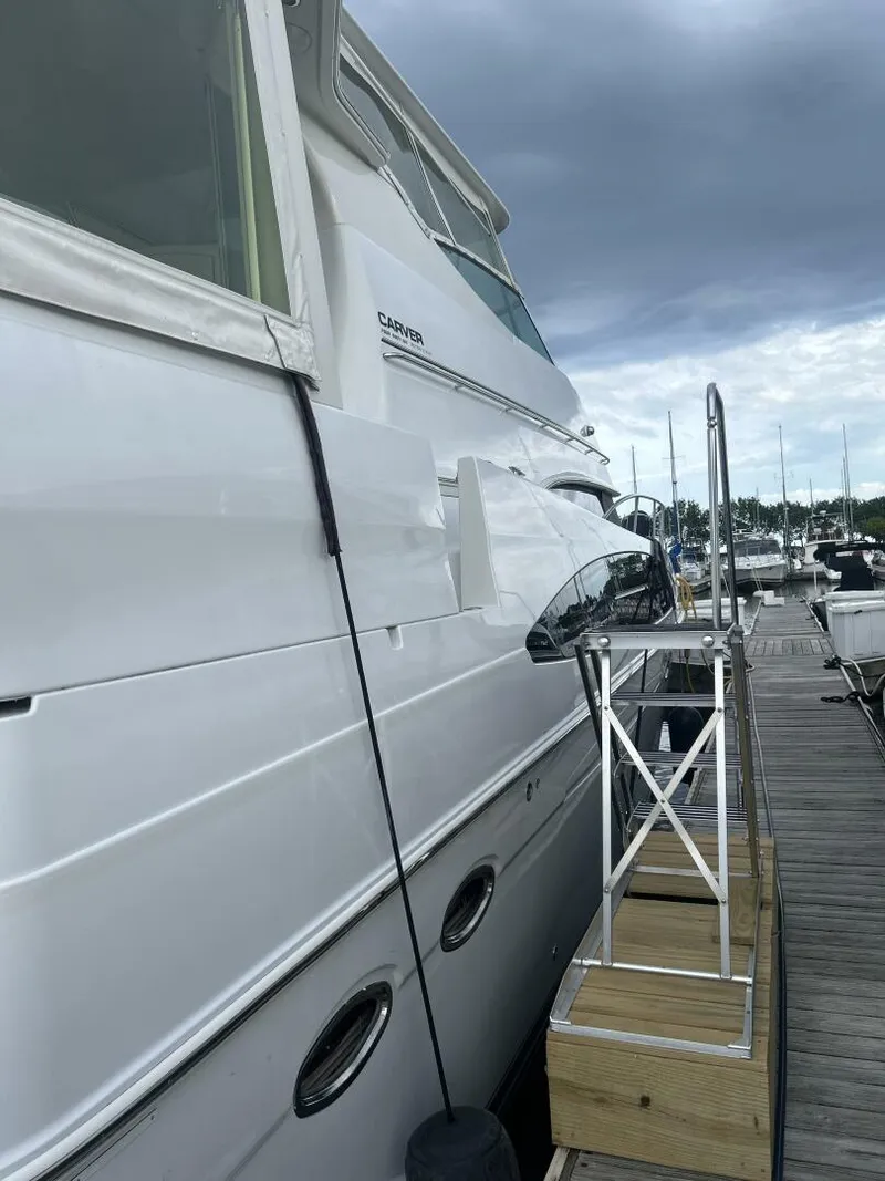 Slide: The Image of Carver Yachts 466 Motor Yacht 2003 - 5523716