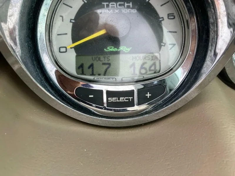 Slide: The Image of Sea Ray 260 Sundeck 2010 - 5343469