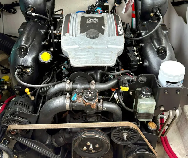 Slide: The Image of Sea Ray 260 Sundeck 2010 - 5343443