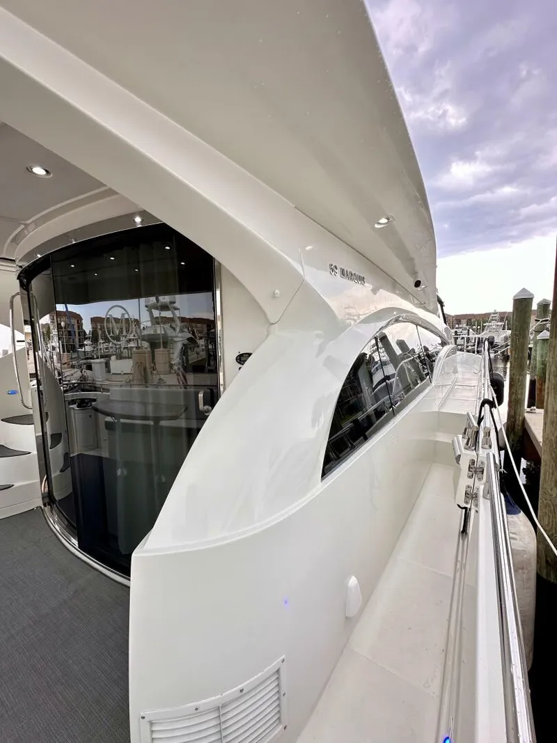 Slide: The Image of Marquis Flybridge Motor Yacht 2006 - 5356481