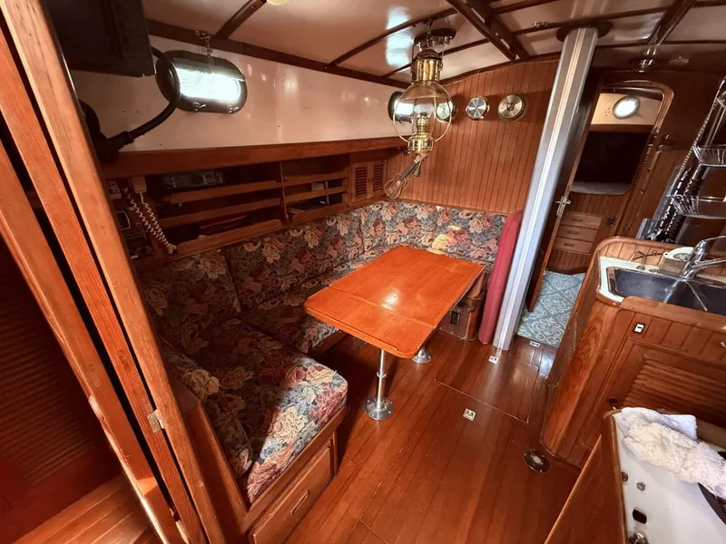 Slide: The Image of Tayana 37 1985 - 5344340