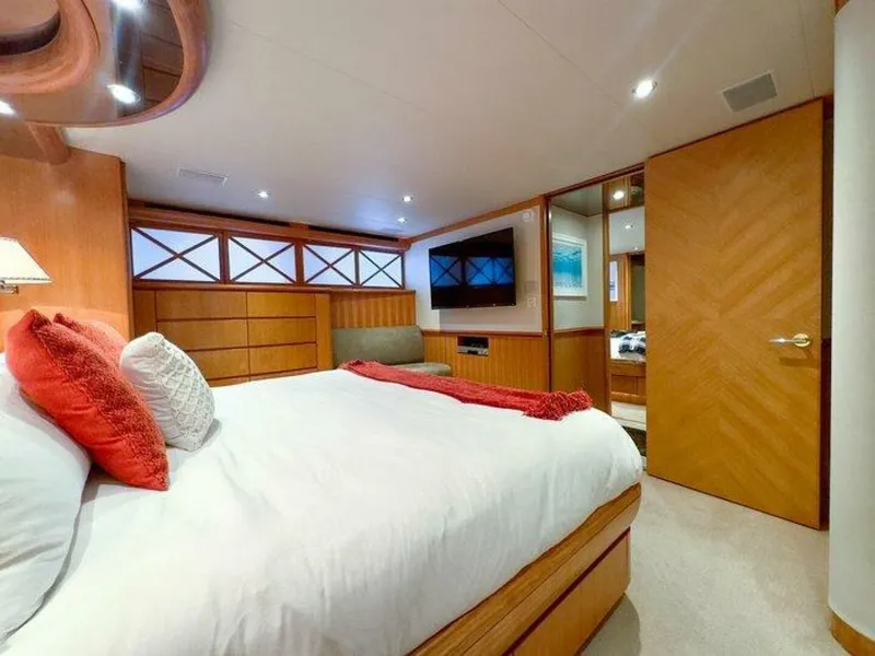 Slide: The Image of Cheoy Lee 81 Sport Yacht 2004 - 5344635