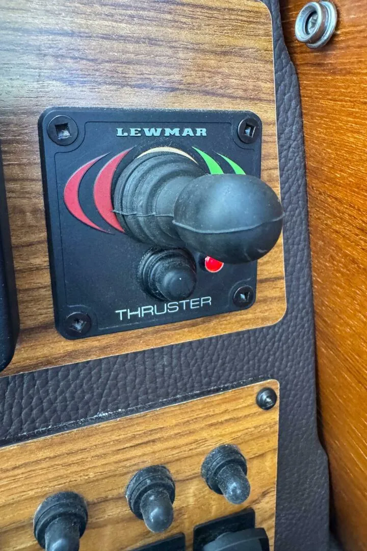 Slide: The Image of Ranger Tug R-23 2019 - 5344997