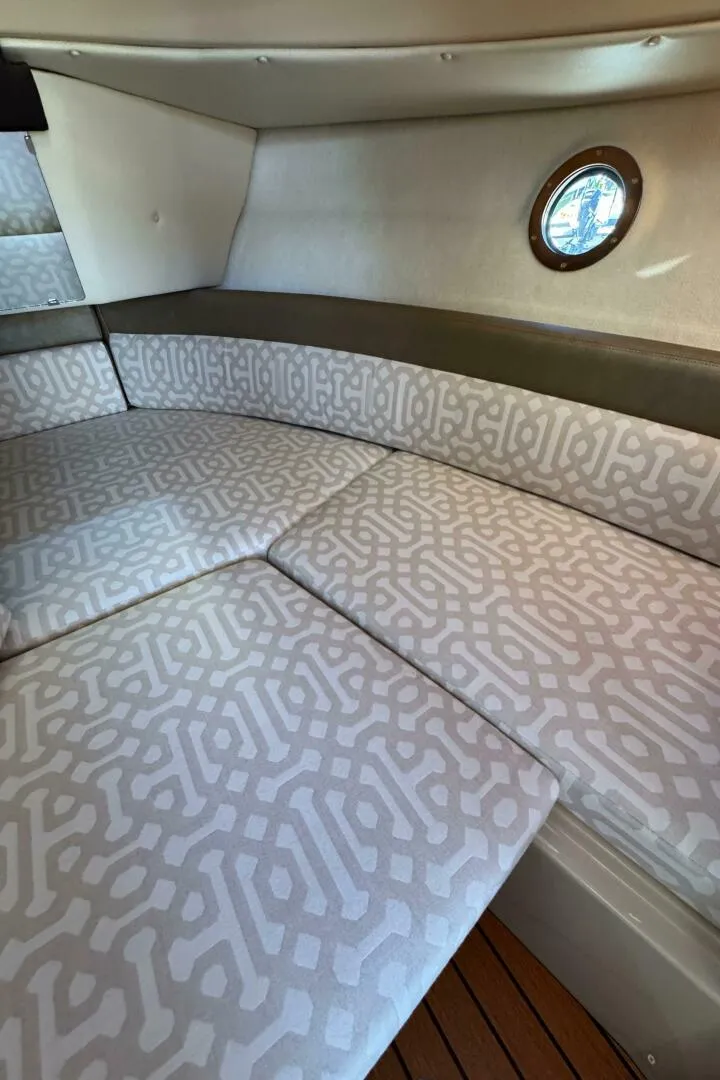 Slide: The Image of Ranger Tug R-23 2019 - 5345006