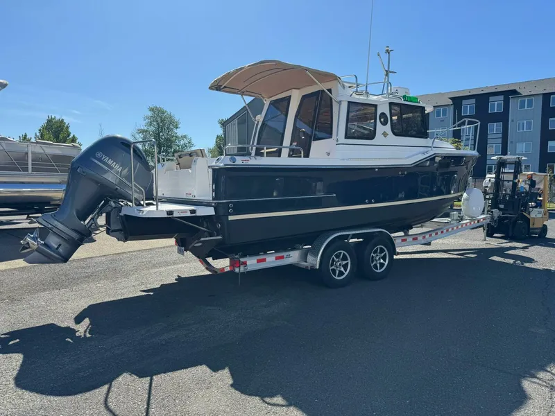 Slide: The Image of Ranger Tug R-23 2019 - 5344980