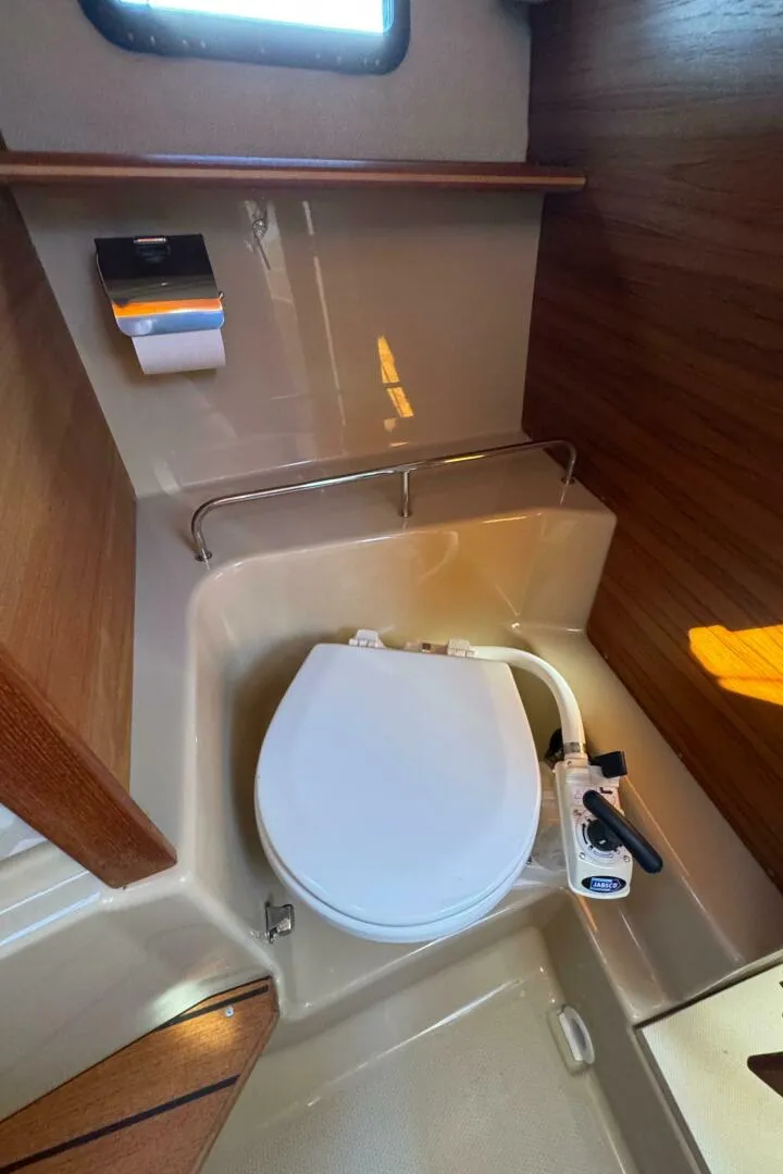 Slide: The Image of Ranger Tug R-23 2019 - 5345008