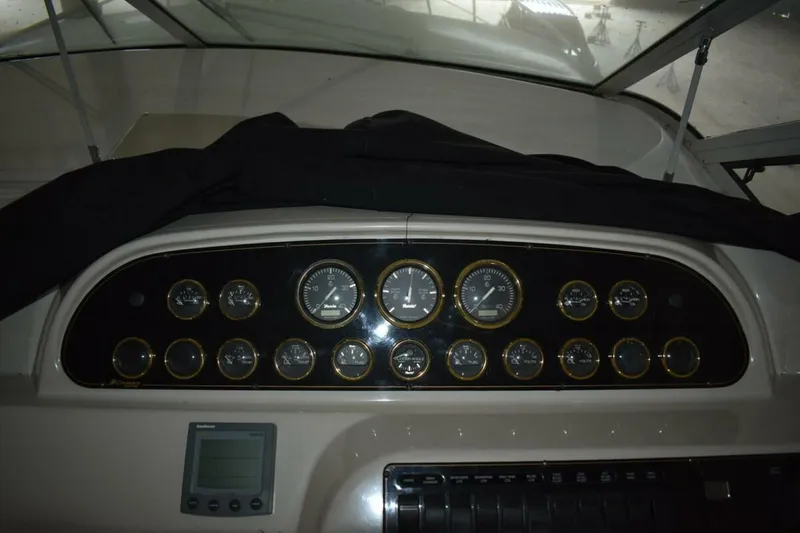 Slide: The Image of Cruisers 4450 Express Motor Yacht 2000 - 5345117