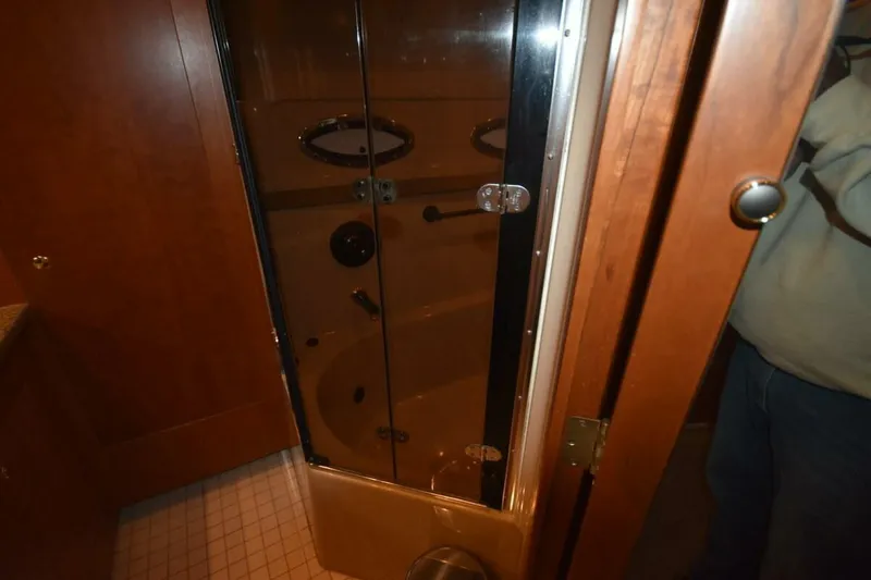 Slide: The Image of Cruisers 4450 Express Motor Yacht 2000 - 5345133