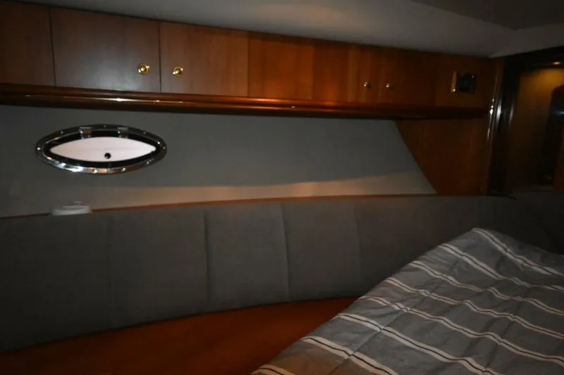 Slide: The Image of Cruisers 4450 Express Motor Yacht 2000 - 5345152