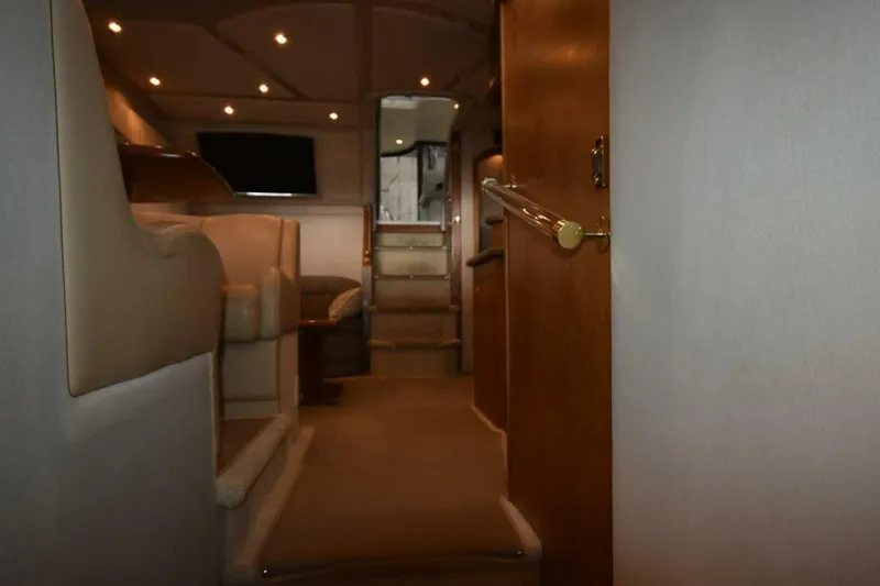 Slide: The Image of Cruisers 4450 Express Motor Yacht 2000 - 5345153