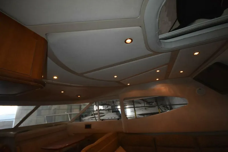 Slide: The Image of Cruisers 4450 Express Motor Yacht 2000 - 5345158