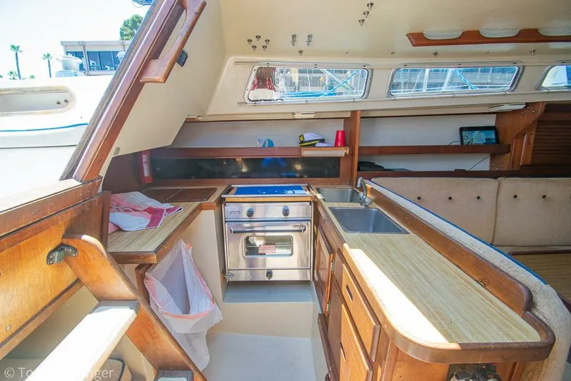 Slide: The Image of Catalina 30 1984 - 5345942